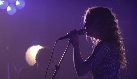 凡妮莎·帕拉迪丝 2010凡尔赛皇家歌剧院演唱会. Vanessa Paradis-Une nuit a Versailles 2010《BDMV 23G》-蓝光演唱会资源网