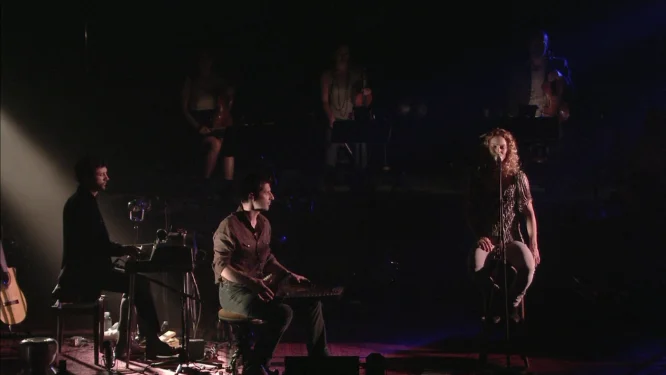 图片[3]-凡妮莎·帕拉迪丝 2010凡尔赛皇家歌剧院演唱会. Vanessa Paradis-Une nuit a Versailles 2010《BDMV 23G》-蓝光演唱会资源网