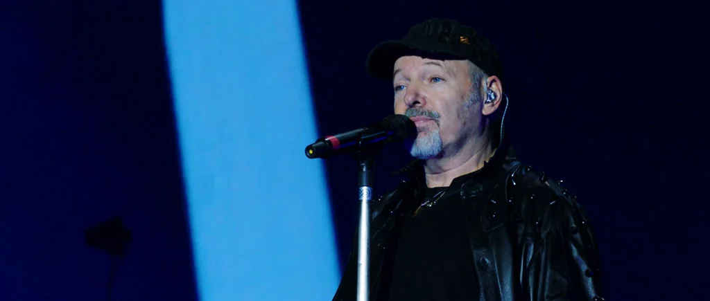 图片[3]-Vasco Rossi Modena Park 2017《WEB-DL MKV 10.6GB》-蓝光演唱会资源网