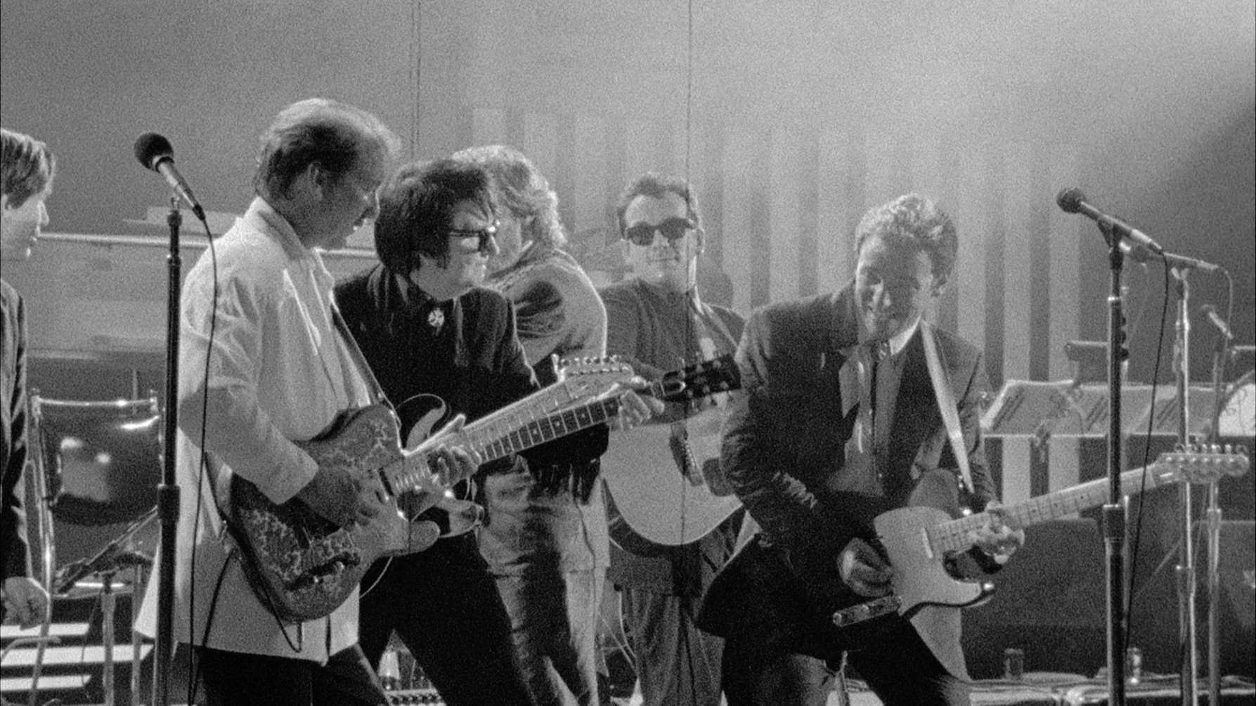 图片[3]-罗伊·欧比森 黑与白演唱会 纯经典之夜 30周年纪念版 Roy Orbison Black & White Night 30《BDMV 35.7GB》-蓝光演唱会资源网