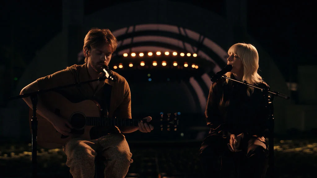 图片[4]-比莉·艾利什 Billie Eilish – Happier Than Ever (A Love Letter to Los Angeles) 2021《WEB-DL MKV 14.1G》-蓝光演唱会资源网