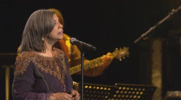 图片[5]-昆西·琼斯75岁庆生群星演唱会 Quincy Jones: 75th Birthday Celebration – Live at Montreux 2008《BDMV 41.60GB》-蓝光演唱会资源网