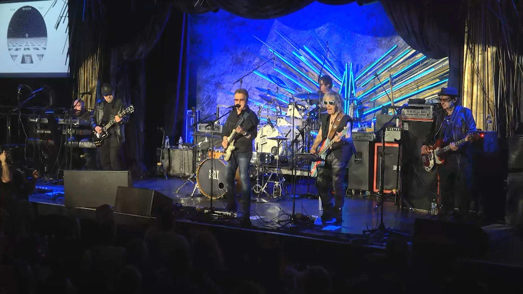 图片[4]-蓝牡蛎 Blue Oyster Cult – 50th Anniversary (Live In NYC First Night) 2023 [BDMV 21.8GB]-蓝光演唱会资源网