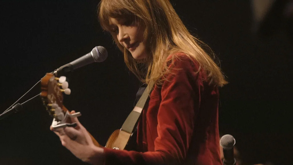 图片[4]-卡拉·布吕尼 Carla Bruni – A l’Olympia 2014 Blu-ray 1080p AVC DTS-HD 5.1《BDMV 22GB》-蓝光演唱会资源网