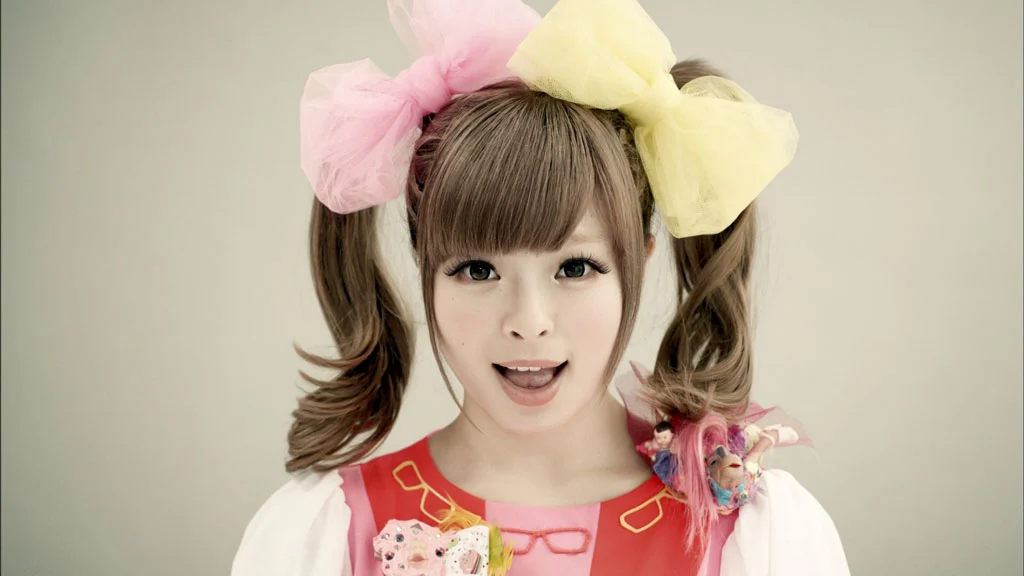 图片[3]-竹村桐子 Kyary Pamyu Pamyu KPPMV01 2015《BDrip MKV 21.5G》-蓝光演唱会资源网