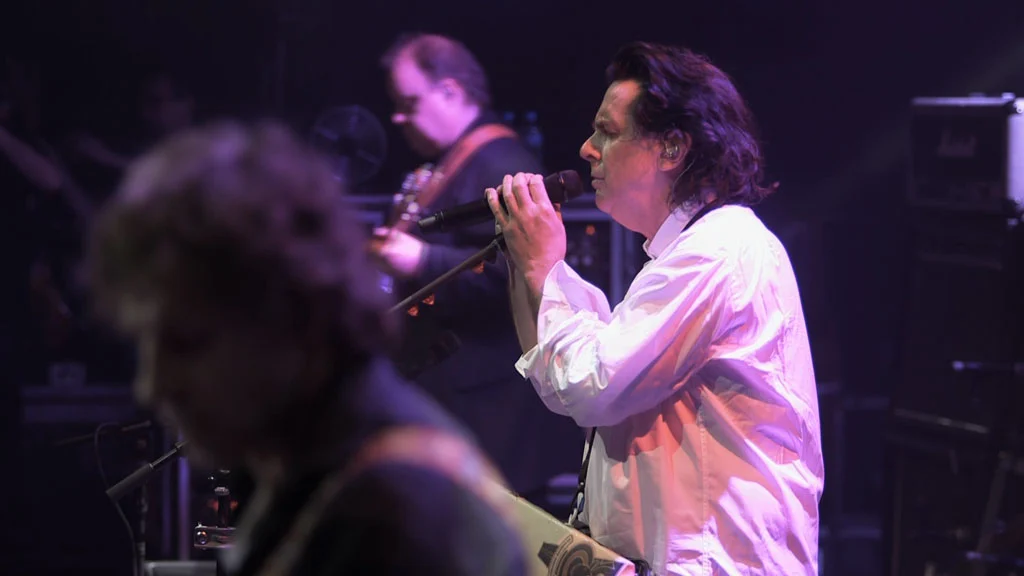 图片[6]-海狮合唱团 Marillion – Distant Lights 2022《BDMV 80.5GB》-蓝光演唱会资源网