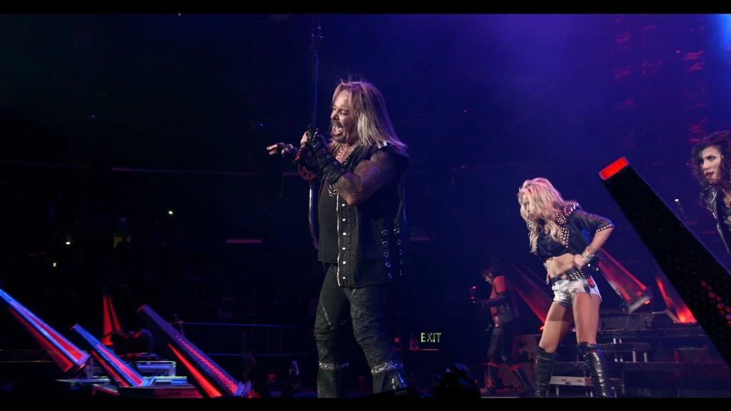 图片[3]-克鲁小丑乐团 Motley Crue – Carnival of Sins 2005 1080i Blu-ray AVC DD 5.1《BDMV 46.4GB》-蓝光演唱会资源网