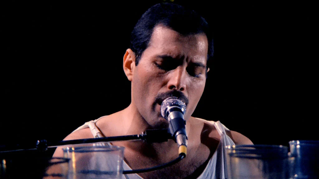 图片[5]-皇后乐队 匈牙利狂想曲 1986布达佩斯现场音乐会 Queen Hungarian Rhapsody Live In Budapest 1986《BDMV 34.1G》-蓝光演唱会资源网