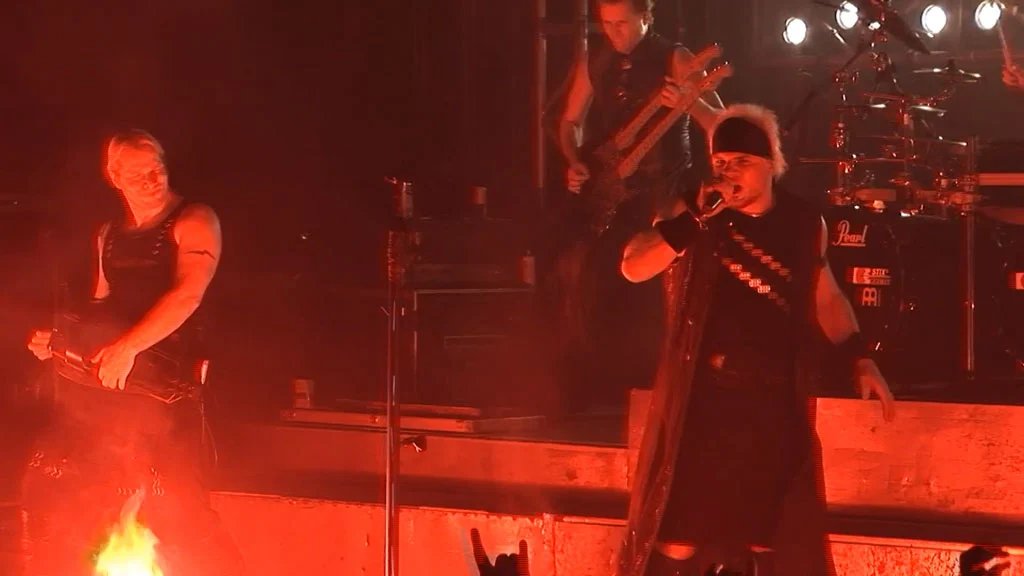 图片[2]-Subway to Sally – Schlachthof Bastard Tour 2008《BDrip MKV 7.65G》-蓝光演唱会资源网