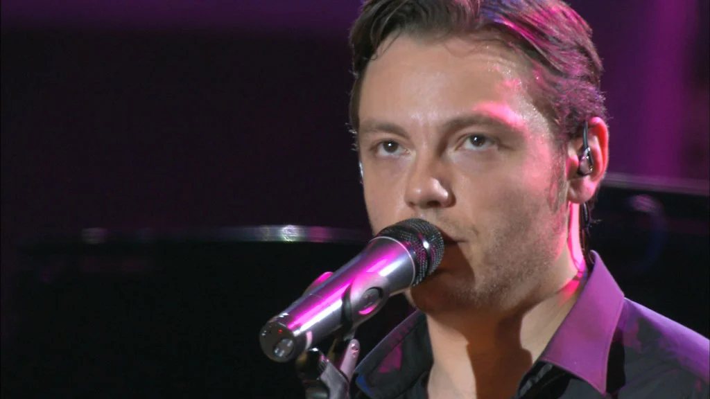 图片[3]-Tiziano Ferro – Alla Mia Eta\’ Live In Rome 2009《BDMV 40.9G》-蓝光演唱会资源网