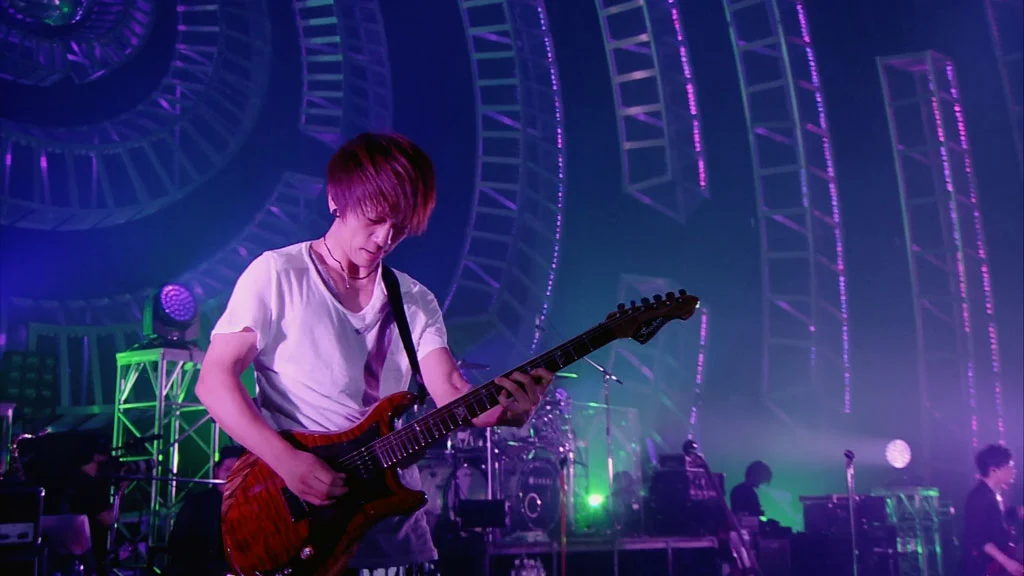 UVERworld乐队 – LIVE TOUR 2014 at 京セラドーム 2014.7.5《BDrip MKV 12.8G》-蓝光演唱会资源网