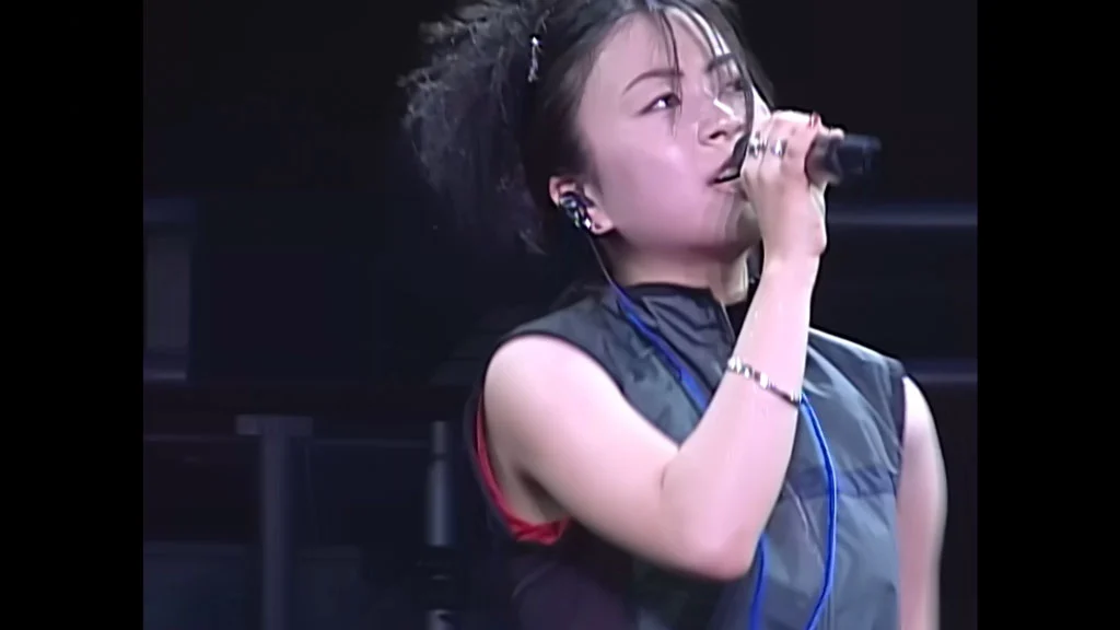 图片[5]-宇多田ヒカル Utada Hikaru – HIKARU UTADA LIVE CHRONICLES Luv Live (1999) 2025 [BDISO 18.6GB]-蓝光演唱会资源网