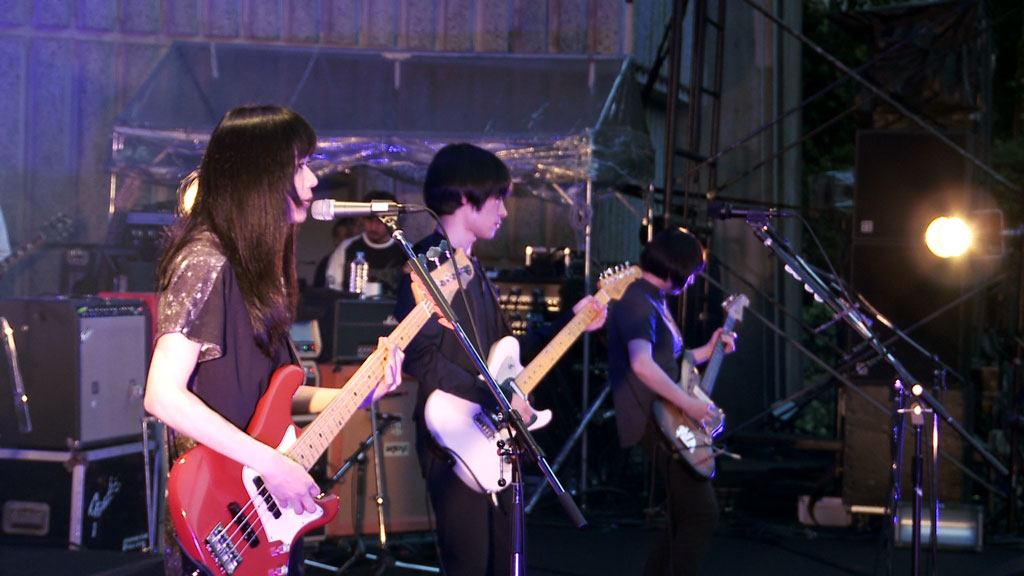 图片[3]-Base Ball Bear – Hibiya Non Fiction V ～LIVE BY THE C2～ 日比谷ノンフィクションⅤ ～LIVE BY THE C2～ 2016 [BDMV 35.6GB]-蓝光演唱会资源网