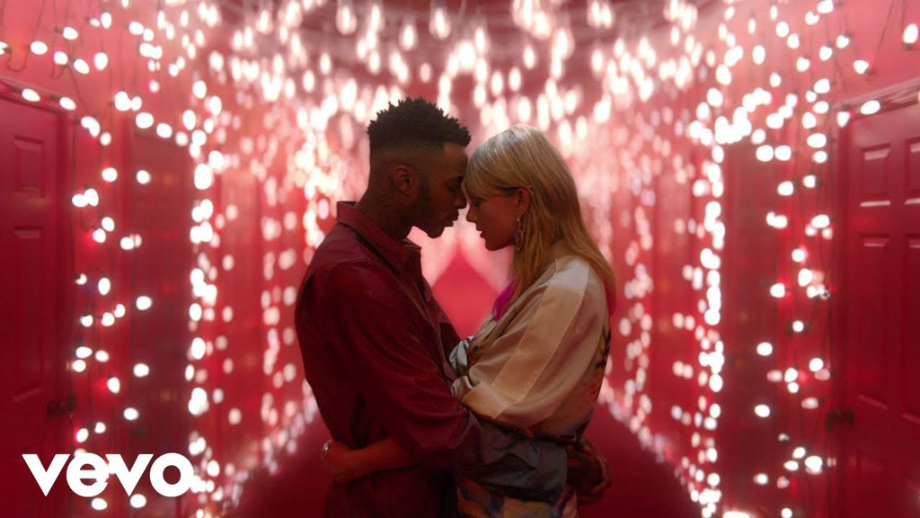 泰勒·斯威夫特 Taylor Swift – Lover [2160P 4K] [WEB-DL MKV 738.6MB]-蓝光演唱会资源网