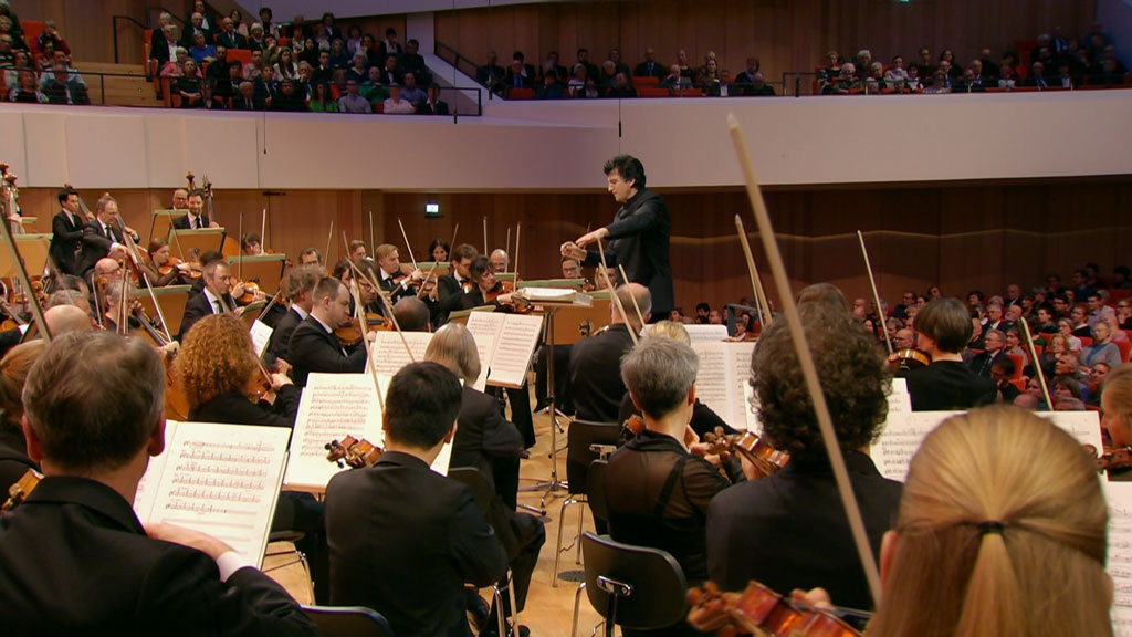 图片[5]-肖斯塔科维奇- 第 15 号交响曲 Shostakovich – Symphony no.15 (Dresdner Philharmonie, Michael Sanderling) 2025 [BDMV 17.4GB]-蓝光演唱会资源网